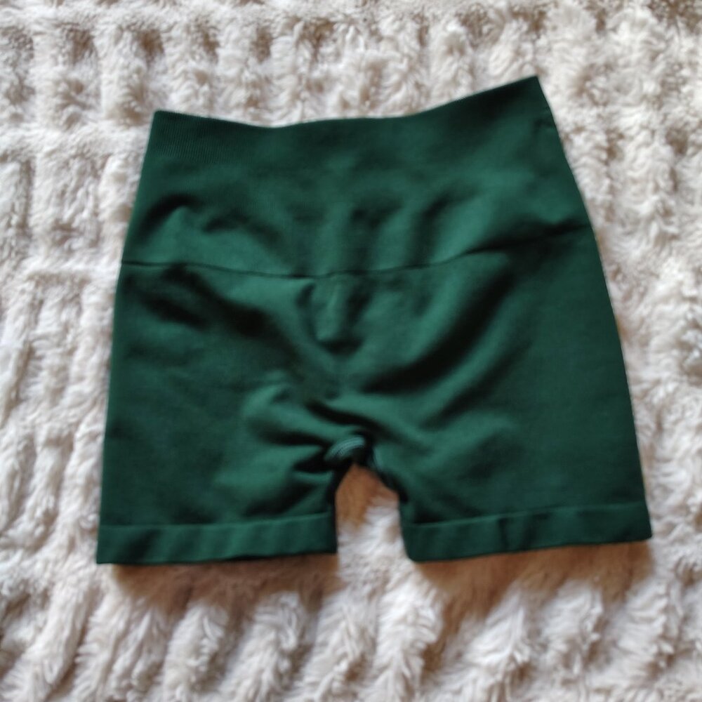 Gym Reapers Small Scrunch Shorts in Emerald Green